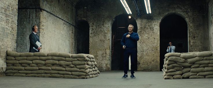 Adidas Gazelle 2 shoes worn by Daniel Craig in SKYFALL (2012) (Image 1)
