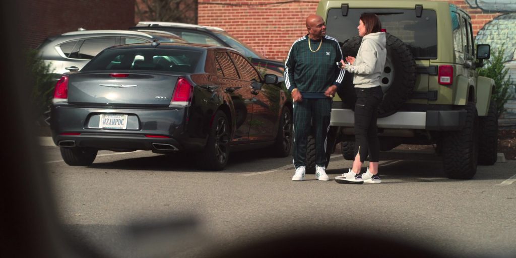 Adidas Men's Outfit in Swagger S01E02 “Haterade” (2021) (Image 1)