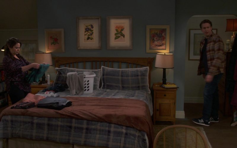 Adidas Men's Sneakers Worn by Pete Holmes as Tom in How We Roll S01E06 “The Date” (2022) (Image 1)