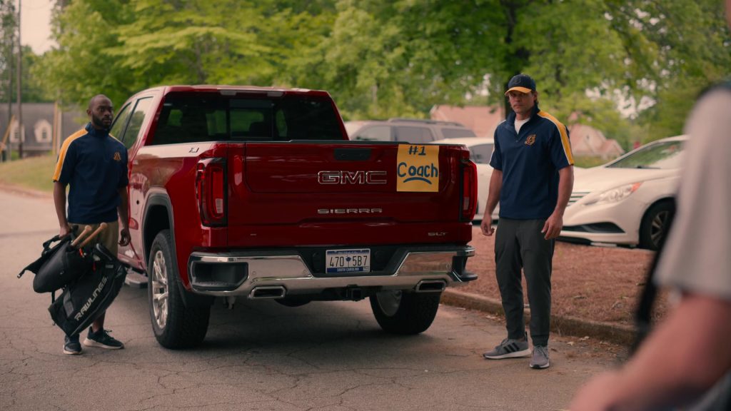 Adidas Men's Sneakers of Justin Bruening as Cal Maddox in Sweet Magnolias S02E03 “The More Things Change” (2022) (Image 2)