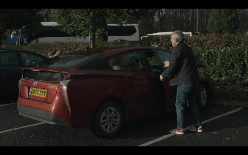 Adidas Men's Sneakers of Martin Freeman as Paul in Breeders S03E01 “No Direction Home” (2022) (Image 1)