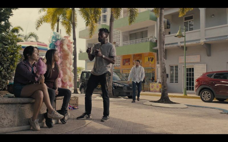 Adidas Men's Sneakers of William Jackson Harper as Noah in The Resort S01E06 “Hünch Fò Llub Seeth” (2022) (Image 1)