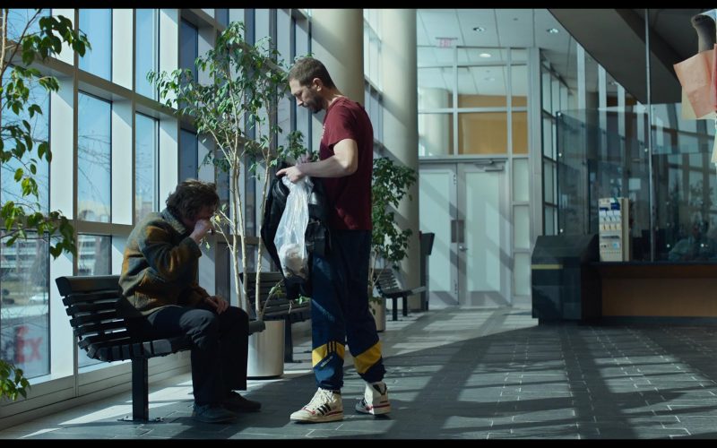 Adidas Men's Trackpants and Sneakers Worn by Ebon Moss-Bachrach as Richie in The Bear S01E08 “Braciole” (2022) (Image 1)