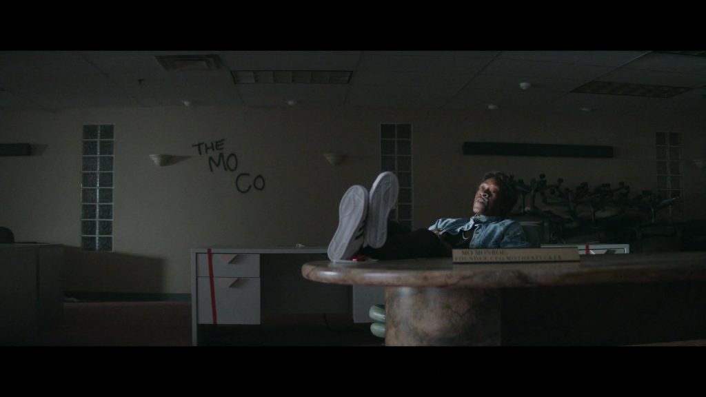 Adidas Men's White Sneakers of Don Cheadle as Maurice Monroe in Black Monday S02E10 “I Don't Like Mondays” (2020) (Image 2)
