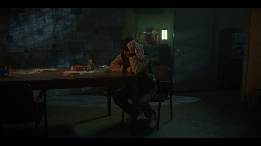 Adidas Shoes, Cheez-It in Stranger Things S05E02 “Chapter Two – The Vanishing of” (2025) (Image 2)