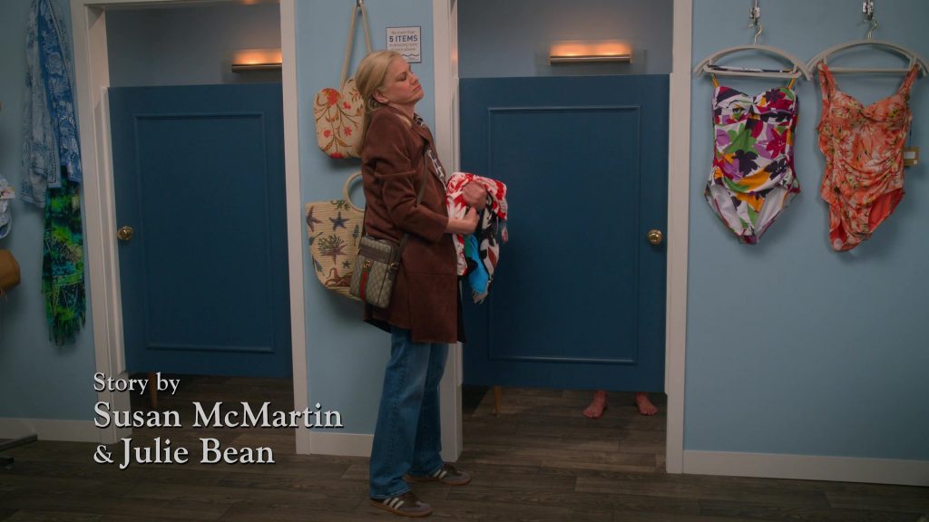Adidas Shoes, Gucci Bag in Leanne S01E16 “Having Big Feelings” (2025) (Image 2)