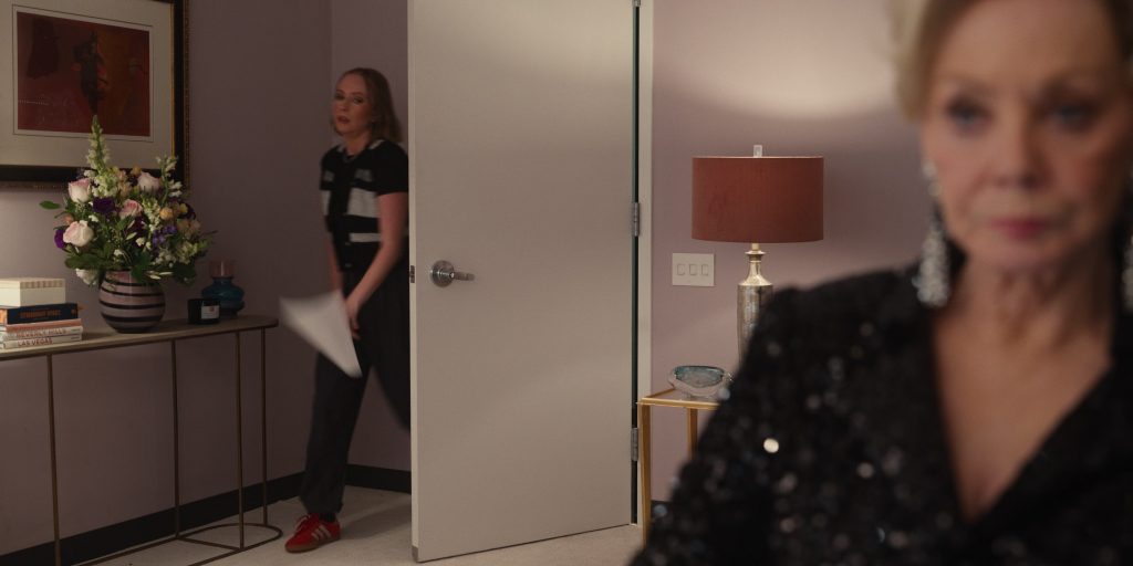 Adidas Shoes in Hacks S04E06 “Mrs. Table” (2025) (Image 5)