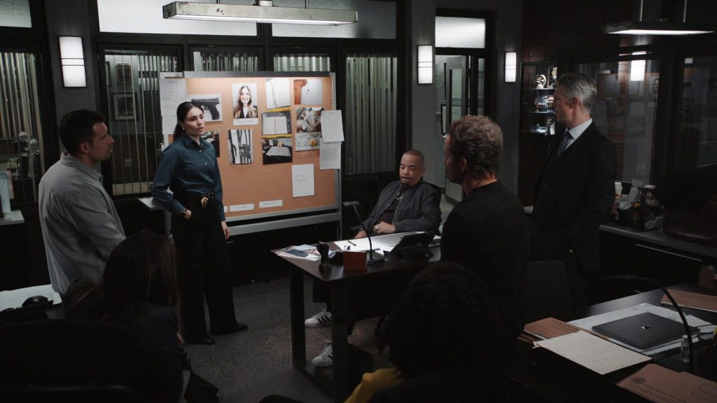 Adidas Shoes in Law & Order Special Victims Unit S26E22 “Post-Rage” (2025) (Image 2)