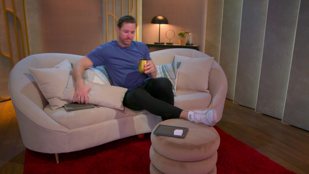 Adidas Shoes in Love Is Blind S08E03 “Hunger Games of Love” (2025) (Image 13)