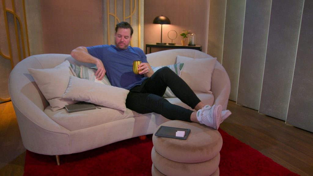 Adidas Shoes in Love Is Blind S08E03 “Hunger Games of Love” (2025) (Image 14)