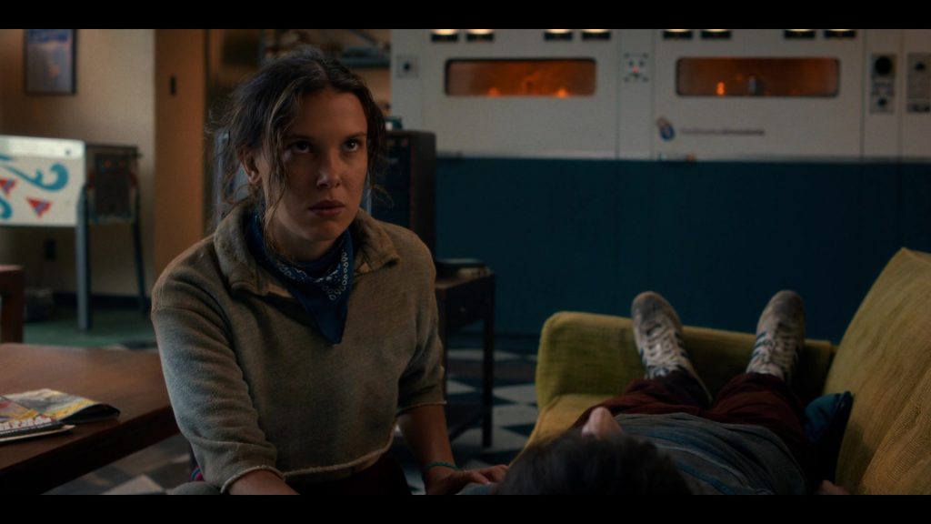 Adidas Shoes in Stranger Things S05E06 “Chapter Six – Escape From Camazotz” (2025) (Image 12)