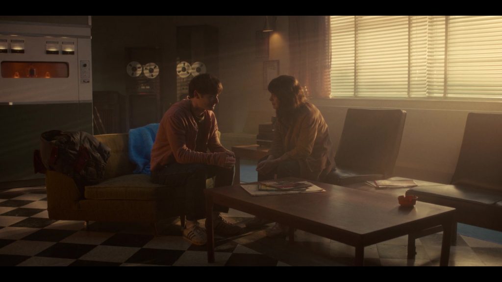 Adidas Shoes in Stranger Things S05E07 “Chapter Seven – The Bridge” (2025) (Image 3)