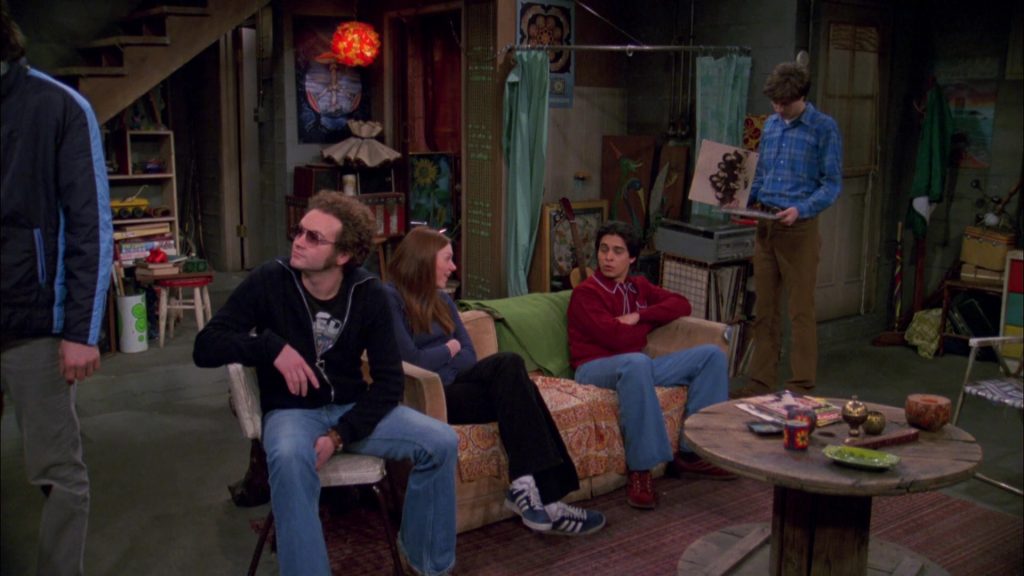 Adidas Shoes of Laura Prepon as Donna Pinciotti in That '70s Show S04E19 “Jackie's Cheese Squeeze” (2002) (Image 1)