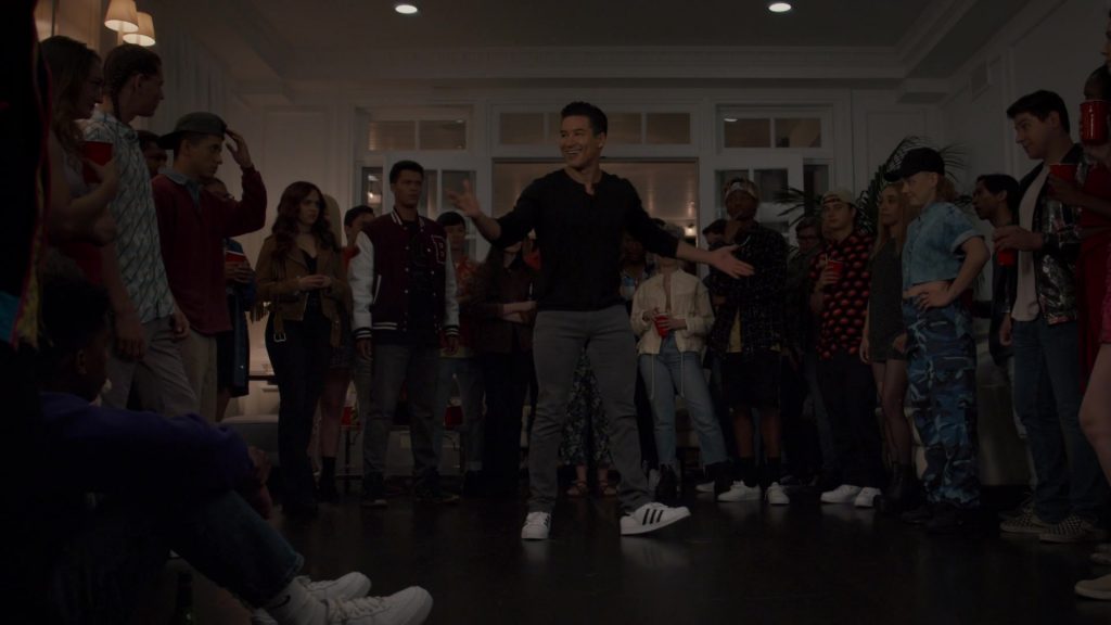 Adidas Shoes of Mario Lopez as A.C. Slater in Saved by the Bell S01E07 “House Party” (2020) (Image 1)