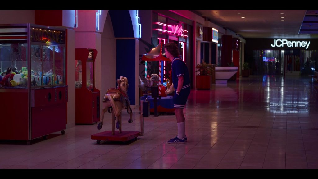Adidas Sneakers Worn by Joe Keery as Steve Harrington and JCPenney Store in Stranger Things – Season 3, Episode 2, “The Mall Rats” (2019) (Image 1)