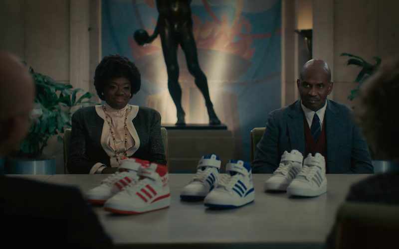 Adidas Sneakers in Air (2023) (Image 1)