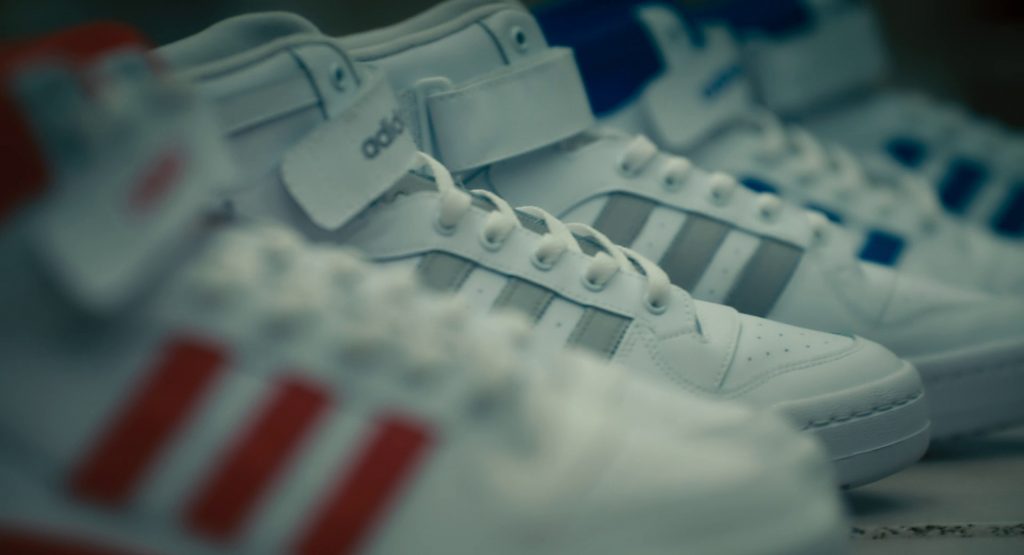 Adidas Sneakers in Air (2023) (Image 4)