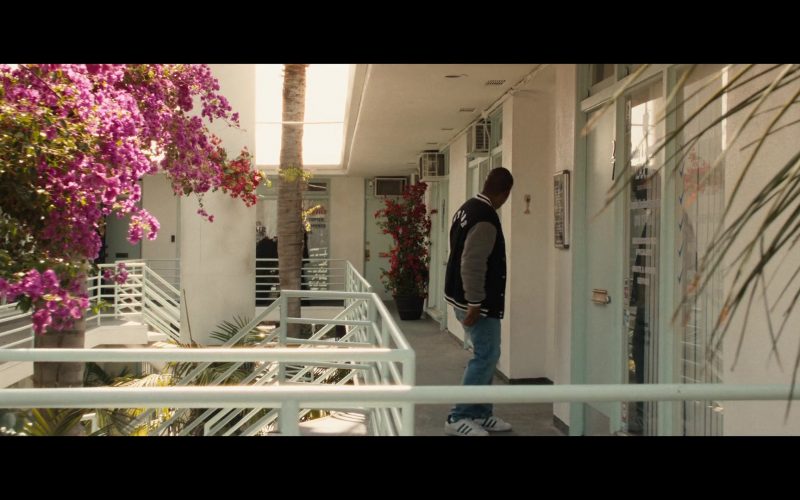 Adidas Sneakers in Beverly Hills Cop - Axel F (2024) (Image 1)
