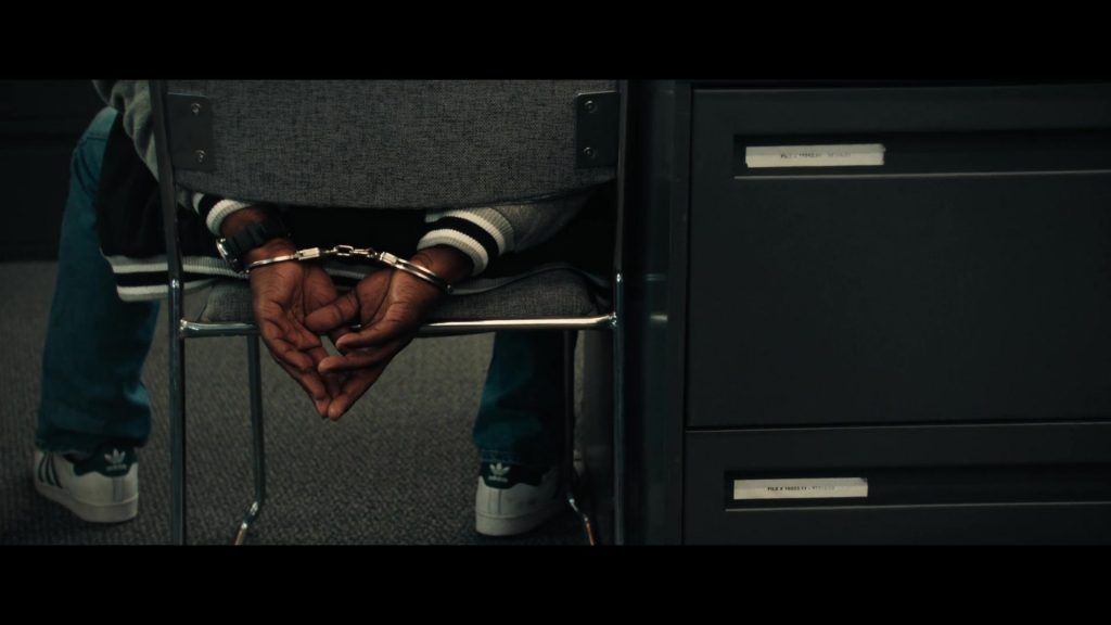 Adidas Sneakers in Beverly Hills Cop - Axel F (2024) (Image 12)