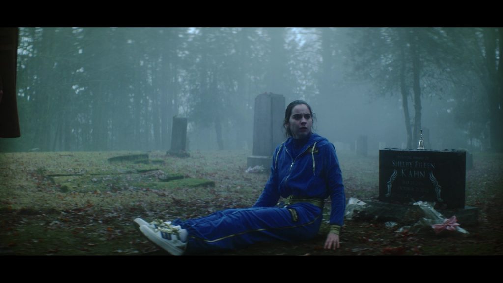 Adidas Sneakers in Dead Boy Detectives S01E05 “The Case of the Two Dead Dragons” (2024) (Image 3)