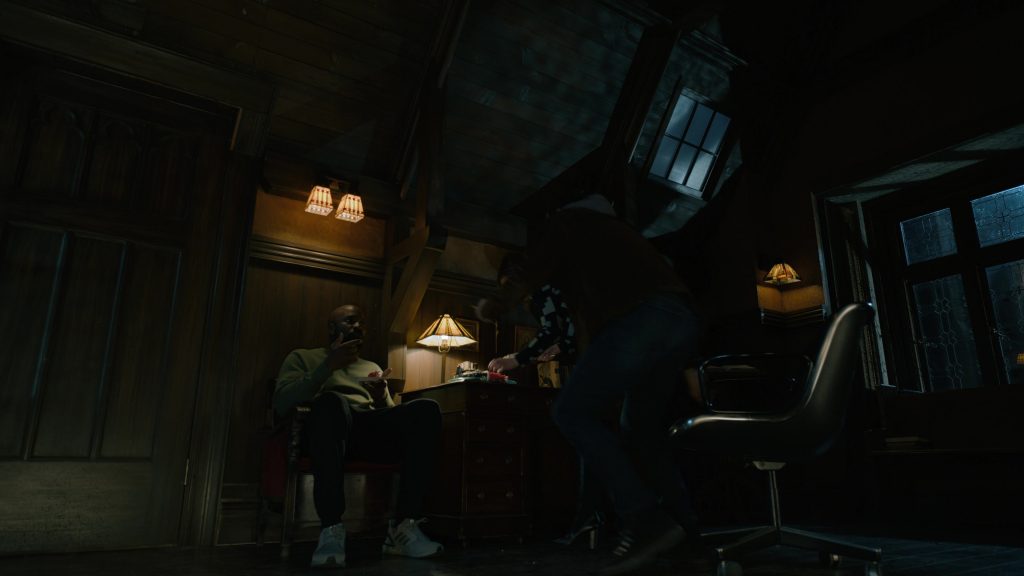 Adidas Sneakers in Evil S04E08 “How To Save A Life” (2024) (Image 4)