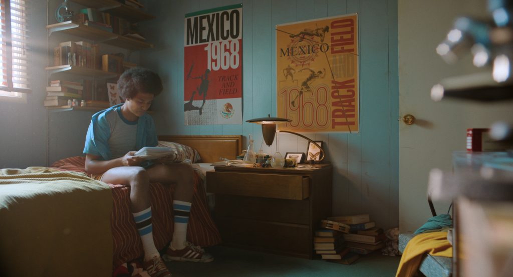 Adidas Sneakers in Government Cheese S01E07 “The Woman on the Roof” (2025) (Image 2)