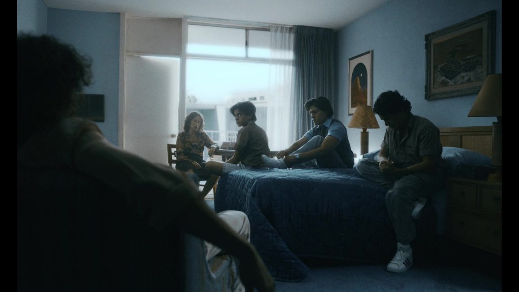 Adidas Sneakers in Griselda S01E06 “Adios, Miami” (2024) (Image 3)