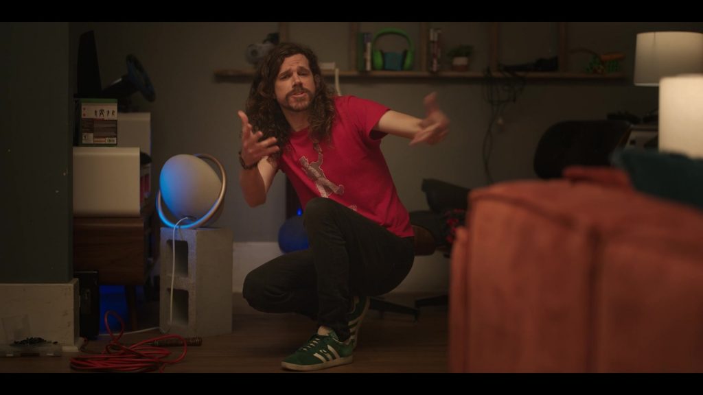 Adidas Sneakers in Laid S01E06 “More Handsome Than Joe Jonas” (2024) (Image 3)