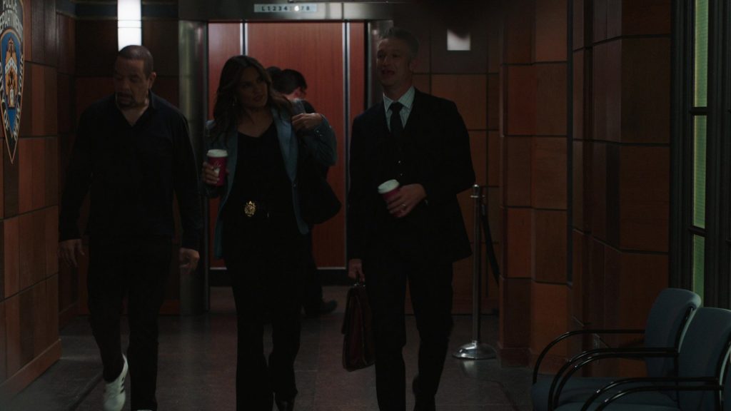 Adidas Sneakers in Law & Order – Special Victims Unit S26E04 “Constricted” (2024) (Image 4)
