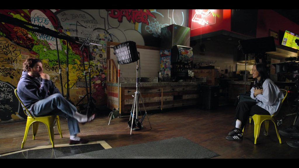 Adidas Sneakers in Mr. Throwback S01E01 (2024) (Image 1)