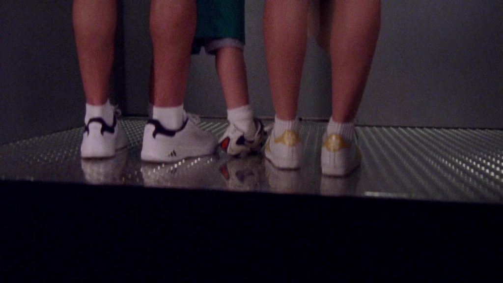 Adidas Sneakers in Sex and the City S02E15 “Shortcomings” (1999) (Image 1)