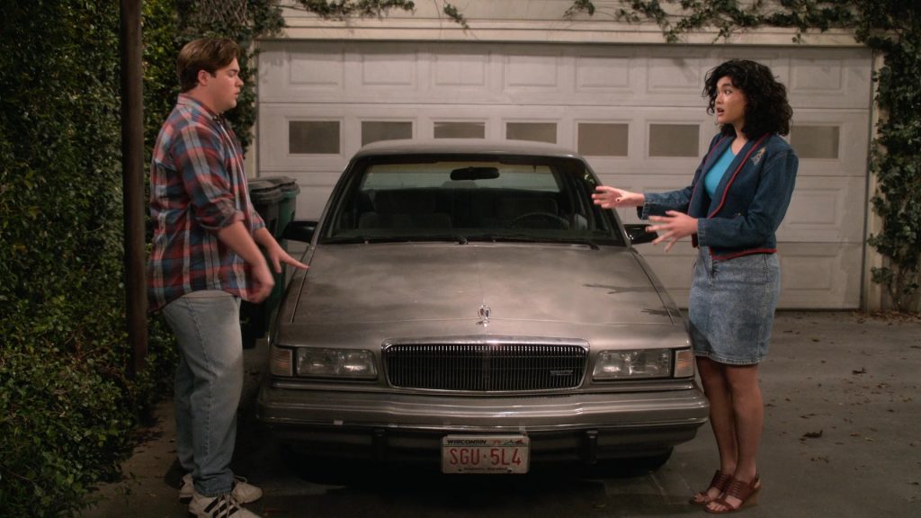 Adidas Sneakers in That '90s Show S02E06 “I Can See Clearly Now” (2024) (Image 2)