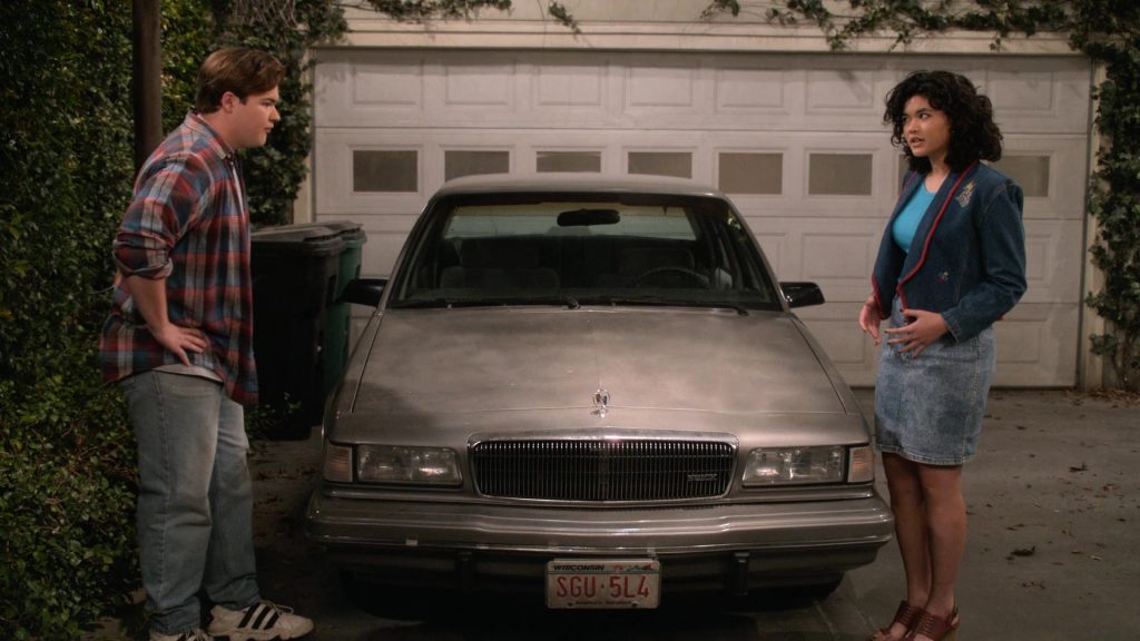 Adidas Sneakers in That '90s Show S02E06 “I Can See Clearly Now” (2024) (Image 3)