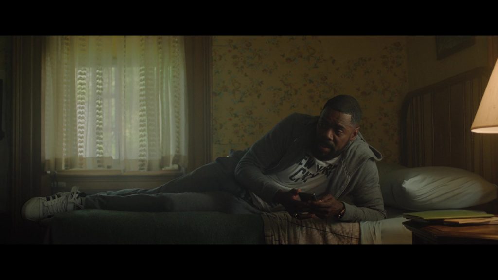 Adidas Sneakers in The Madness S01E06 “Loco” (2024) (Image 6)