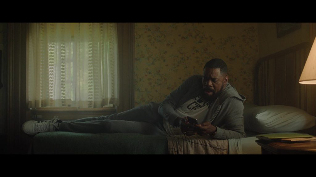 Adidas Sneakers in The Madness S01E06 “Loco” (2024) (Image 7)