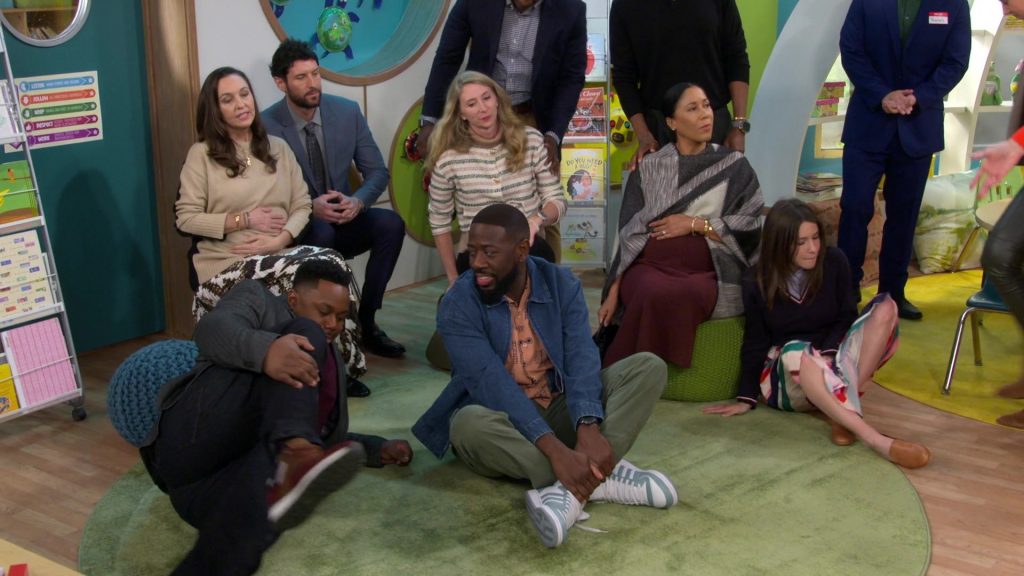 Adidas Sneakers in The Neighborhood S07E10 “Welcome to the Pickle” (2025) (Image 4)