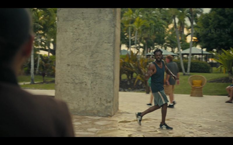 Adidas Sneakers in The Resort S01E07 “La Pubertad del Matrimonio” (2022) (Image 1)