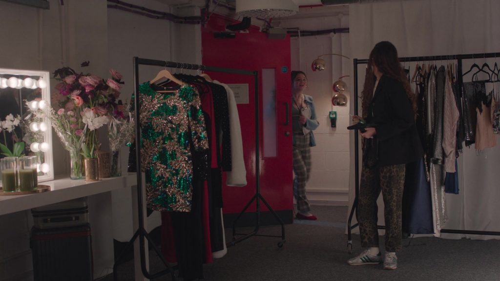 Adidas Sneakers in Too Much S01E09 “Enough, Actually” (2025) (Image 2)