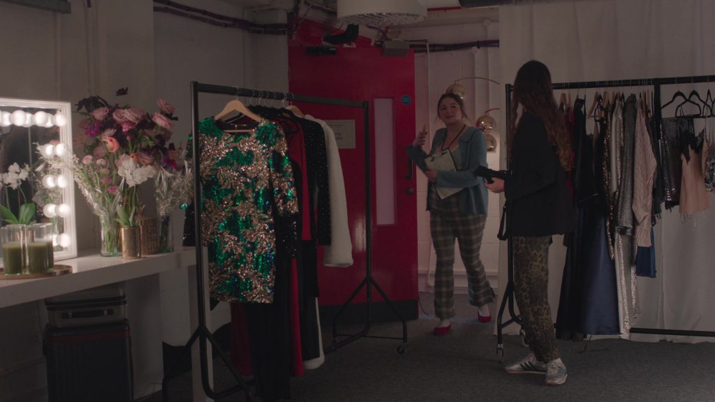 Adidas Sneakers in Too Much S01E09 “Enough, Actually” (2025) (Image 3)