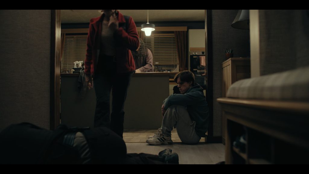 Adidas Sneakers in True Detective S04E05 “Night Country - Part 5” (2024) (Image 3)