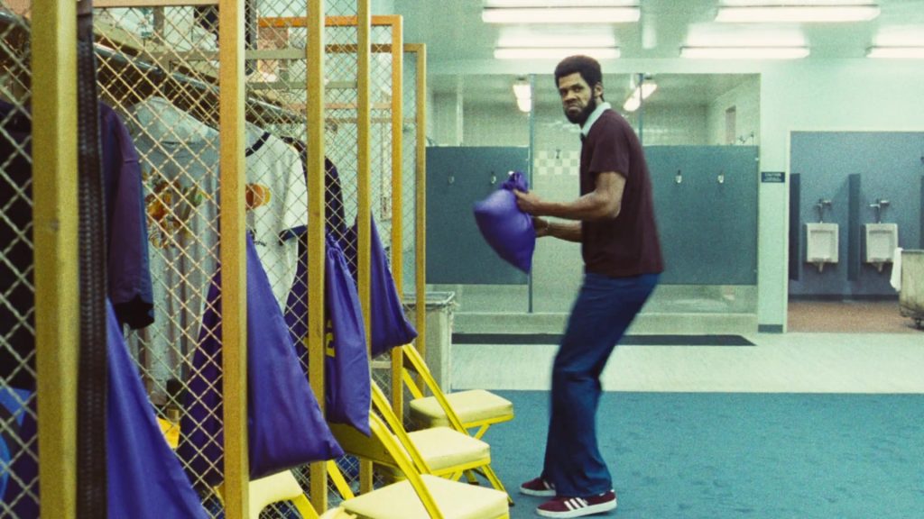 Adidas Sneakers in Winning Time - The Rise of the Lakers Dynasty S01E05 “Pieces Of A Man” (2022) (Image 1)