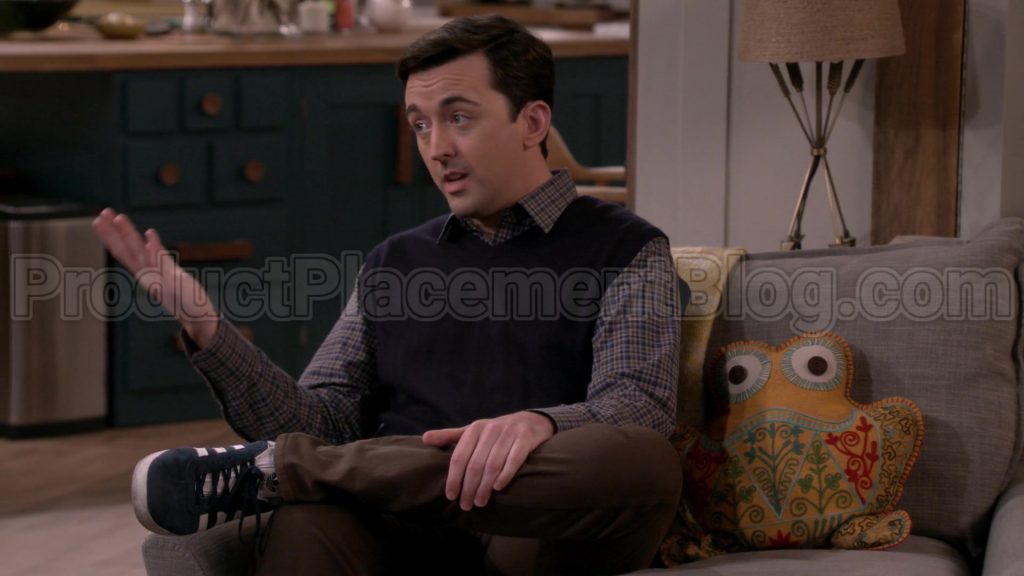 Adidas Sneakers of Matt Cook as Lowell in Man with a Plan S04E04 “Going All the Way” (2020) (Image 1)
