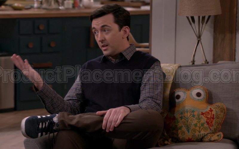 Adidas Sneakers of Matt Cook as Lowell in Man with a Plan S04E04 “Going All the Way” (2020) (Image 1)