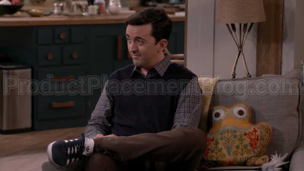 Adidas Sneakers of Matt Cook as Lowell in Man with a Plan S04E04 “Going All the Way” (2020) (Image 2)