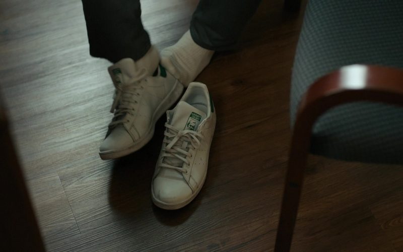 Adidas Stan Smith Sneakers of Jon Hamm as Irwin M. ‘Fletch' Fletcher in Confess, Fletch (2022) (Image 1)