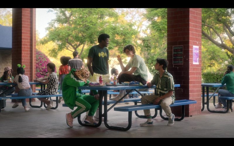Adidas Tracksuit, Nike, Vans and Converse Sneakers, Doritos Chips in Boo, Bitch S01E01 “Life's a Bitch and Then You Die” (2022) (Image 1)
