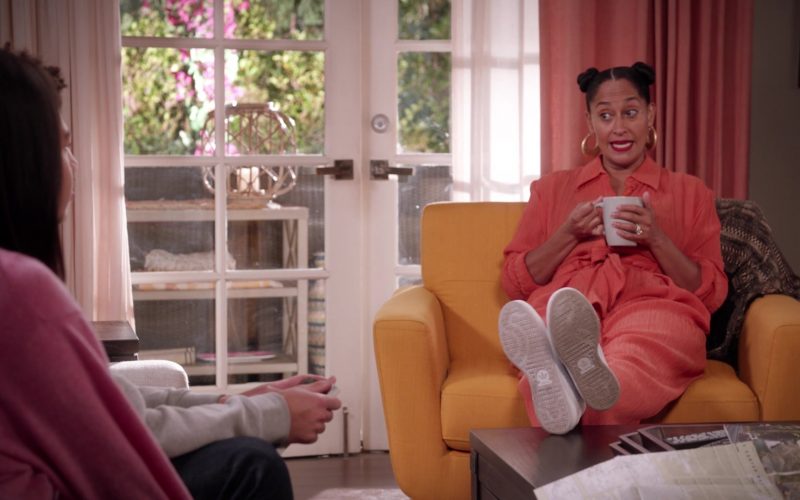 Adidas Women's Sneakers of Tracee Ellis Ross as Dr. Rainbow Bow Johnson in Black-ish S07E13 “The Mother and Child De-Union” (2021) (Image 1)