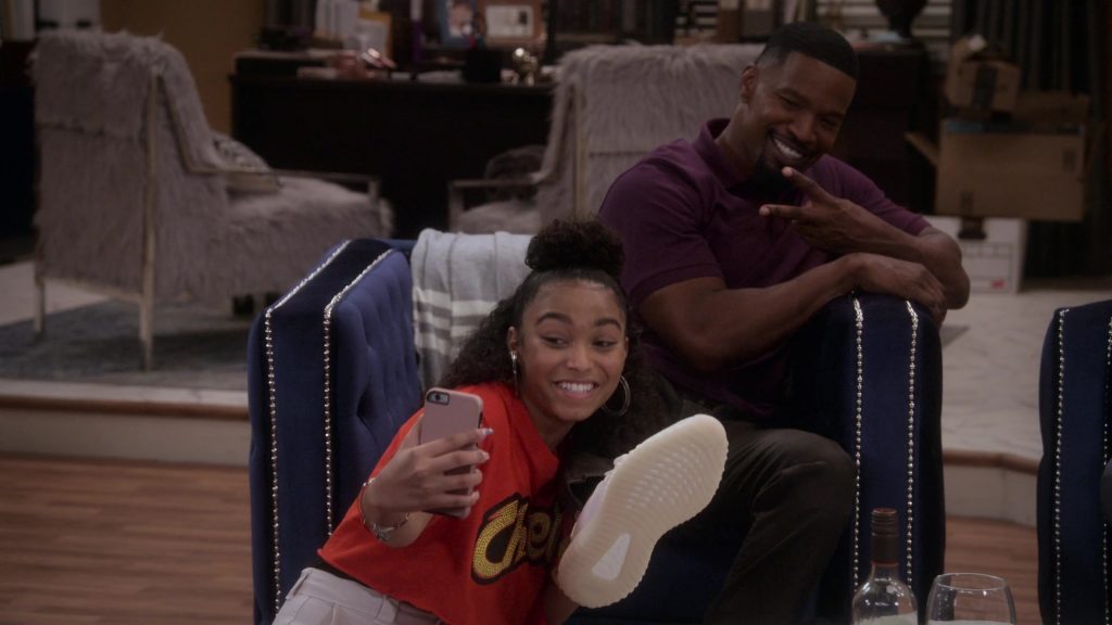 Adidas Yeezy Boost 350 Sneakers of Jamie Foxx as Brian Dixon in Dad Stop Embarrassing Me! S01E03 “#YeezysAndShrimp” (2021) (Image 7)