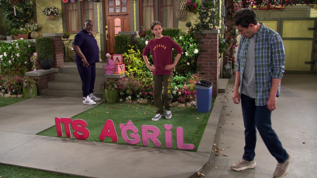Adidas and Hoka Shoes in The Neighborhood S07E01 “Welcome to the Neighborhood, Daphne” (2024) (Image 2)