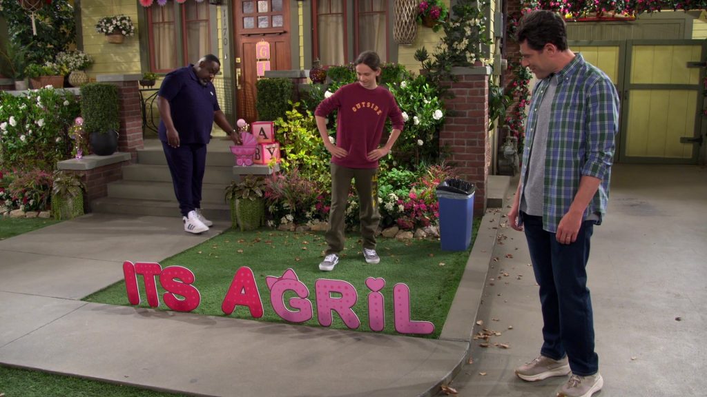 Adidas and Hoka Shoes in The Neighborhood S07E01 “Welcome to the Neighborhood, Daphne” (2024) (Image 3)